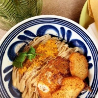 黄磊孙莉送孩子上学 享二人世界感叹“开学真好”