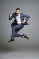 《摩天大楼》热播，焦刚：拍完也怕看了觉得自己厌恶