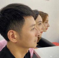 郑希怡晒与吴昕维嘉侧颜合照 三人同款鼻子抢镜