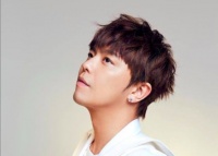 小鬼黄鸿升被曝将于今日火化 妹妹陪走最后一段路