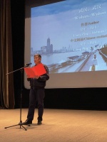 上海国际诗歌节：诗歌唤醒勇气抵达人性的崇高