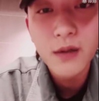 黄子韬谈父亲去世称化悲痛为动力 不会表现出懦弱