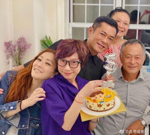 郑秀文晒照为古天乐庆生