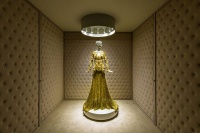 进博会最bling的展台！施华洛世奇：中国已成增长引擎