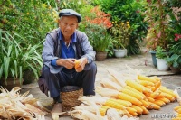 穷人最喜欢干的三件事儿，干得越多越穷，希望你一个都没有！