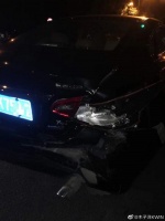 木子洋因私生跟车追尾受伤 发文呼吁保持距离