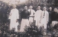 专家联名要求废除几千年的汉字，他写2篇奇文反驳，全文读音一样