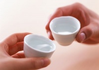 “你喝多了！”不是“You drink too much!”