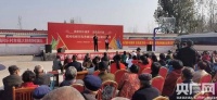 唐河县张店镇：名家名角深入贫困村义演受睛睐