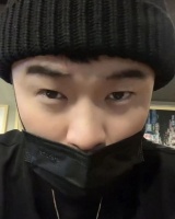 结婚5年陈赫首晒张子萱视频 深夜与娇妻共享美食