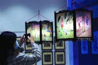 修复师妙手下让纱灯“说话”