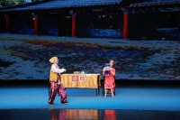 48小时跨越4500公里 新疆伊犁汗都春参演百戏盛典