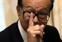 为什么穷人一直在打工？李嘉诚：这一段话骂醒千万年轻人！