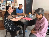 【暖新闻 江西2020】钟志东：与贫困户同欢同乐 共悲共愁