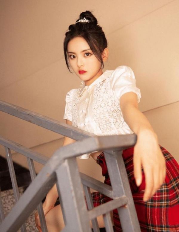 杨超越