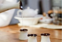 醉里经年少 醒来华发生