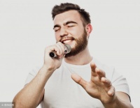 唱歌技巧，唱歌不好听全是音色的锅吗？音色不好就不能唱歌吗？