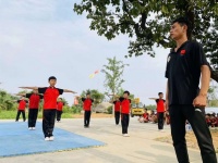 河南登封棋盘山武校   人无所舍，必无所成