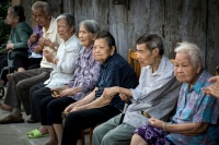 一位67岁的老人说他得了一场大病，终于明白他真正能依靠的是什么