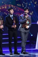 黄晓明求前浪轻拍：我电量还挺足的