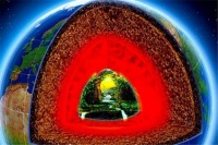 地球人身在何处？《山海经》告诉众人答案，入口或许在南极！