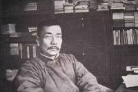 鲁迅的文章慢慢从教科书里删除，是何原因让他从“神坛”跌落？