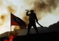 八路军抹发胶住别墅？《亮剑3》被国人质疑，网友：抗日偶像剧？