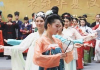 俗语“白虎盖青龙，代代有人穷”，啥意思？古人的建房经验