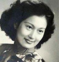 丈夫与堂妹关系暧昧，燕京校花不堪悲痛带着孩子出走40年