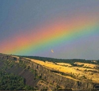 「励志语录」迈过生活的坎儿，才能与他并肩