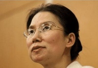 当年19岁成郑大老师，29岁双目失眠被丈夫抛弃，如今让人高攀不起