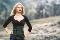 “儿媳，我买衣服缺5千，给我打两万”，准儿媳：阿姨，我退婚了