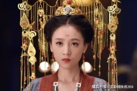 怪不得六界之中，无人敢找孟婆麻烦，你仔细看看她丈夫是谁？