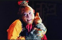 玉帝为何不敢动孙悟空一根毫毛？你看猴哥师父跟爹妈是谁？