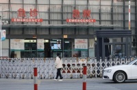 “刚做完手术，医护要去隔离了！”浦东医院封闭管理患者口述：人生最无力最温暖的14天