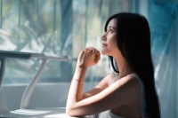 人到中年，要学会为自己撑伞