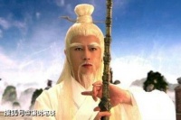 封神演义中，为什么姜子牙的打神鞭，打不死闻仲？原因很简单