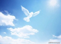 心理测试：你喜欢哪朵白云的形状？测出你有独特的女人味吗