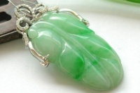 心理测试：凭感觉选出你喜欢的吊坠，测你哪方面出众！