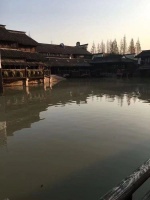 爱的祭礼      埋在活人心里