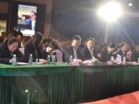 李亮——“不痴不聋，不做家翁”