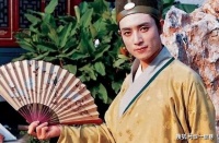 《红楼梦》里刁滑狠毒的谄媚虫，认宝玉做父，为私利差点卖了巧姐