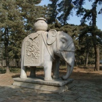 寺庙中石雕大象的造型怎么选择