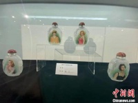 “冀派内画精英新秀作品展” 详细展示和讲解了内画的绘画技艺