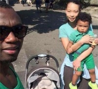 当初不顾反对嫁黑人拳王，3年生下2子的中国女孩，如今活成了这样