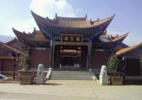 小故事：好心救鱼，五年后梦到金龙对爸爸说“明天不想外出，切记”