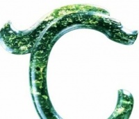 中国玉文化历史上最早被认识和使用的玉种——碧玉