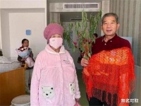 当年，67岁大妈不顾大女儿反对，生下第三胎，后来这一家人怎样了？