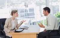 职场经验：适当的批评不仅不会让人丧气，还会起到激励作用