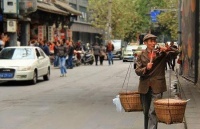 俗语“吃自得，穿二八，赌一半，嫖白搭”是什么意思？有道理吗？